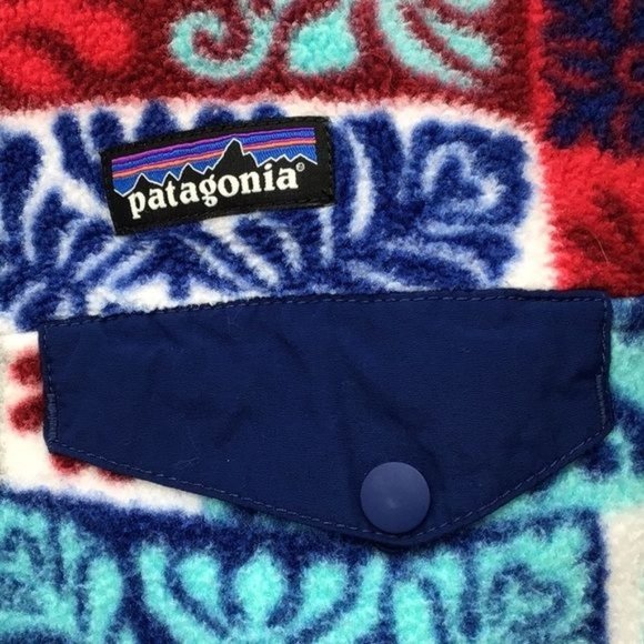 Patagonia Woman XXS Patchwork Synchilla Snap T Fleece Makai Red Blue White - Picture 2 of 6